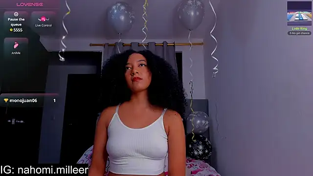 Snapshot of NAHOMI_MILLER chatting on March 21, 2025, 11:56 pm NAHOMI MILLER online show from March 21, 2025, 11:56 pm