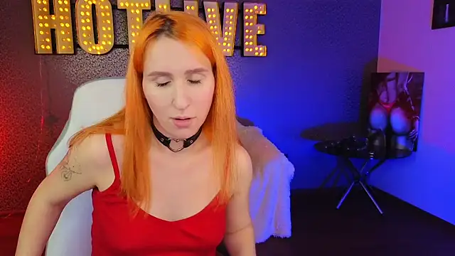 Snapshot of AliceBYKiss chatting on January 31, 2025, 12:40 pm AliceBYKiss online show from January 31, 2025, 12:40 pm