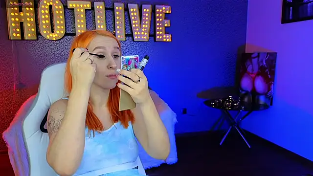 Snapshot of AliceBYKiss chatting on February 7, 2025, 12:17 pm AliceBYKiss online show from February 7, 2025, 12:17 pm