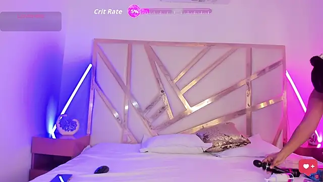 Snapshot of Carolina_Evanss chatting on November 15, 2025, 11:47 am Carolina Evanss online show from November 15, 2025, 11:47 am