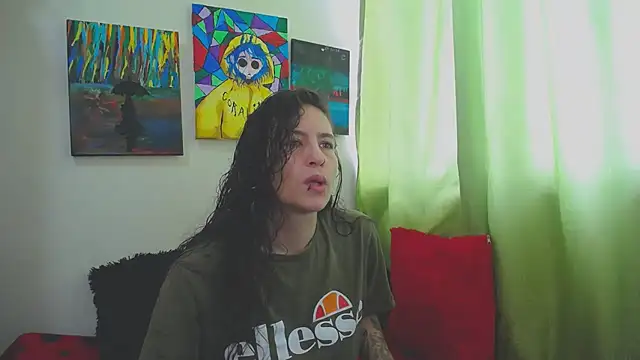 Snapshot of Leyla_Horny_Bg chatting on November 25, 2025, 6:19 pm Leyla Horny Bg online show from November 25, 2025, 6:19 pm