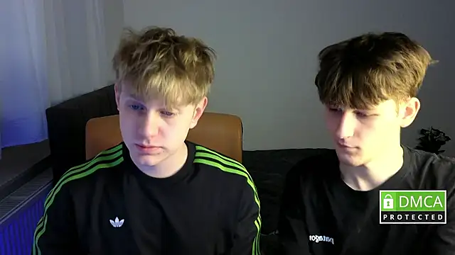 Snapshot of cutie_guys chatting on March 19, 2026, 11:16 pm cutie guys online show from March 19, 2026, 11:16 pm