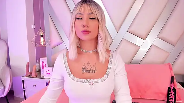 MadissonRey online show from January 15, 2026, 12:52 pm