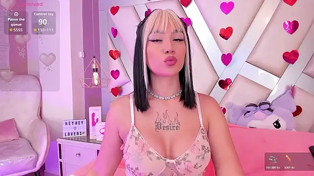 MadissonRey online show from February 18, 2026, 1:40 pm