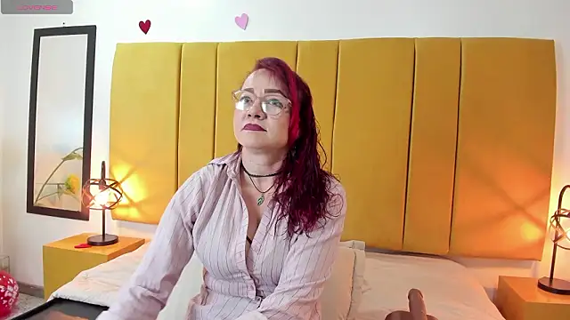 Lupiita223 online show from February 25, 2026, 2:17 pm