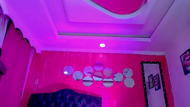 TiffanyMackensyy online show from February 22, 2026, 1:19 am