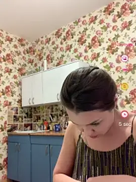 Snapshot of MiraMiss chatting on June 9, 2026, 5:03 pm MiraMiss online show from June 9, 2026, 5:03 pm