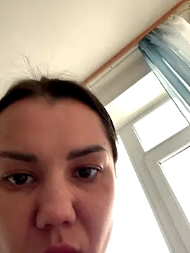 Snapshot of MiraMiss chatting on November 13, 2025, 6:50 am MiraMiss online show from November 13, 2025, 6:50 am