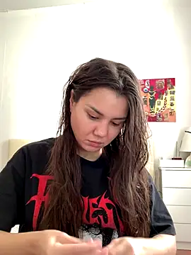 Snapshot of MiraMiss chatting on October 12, 2025, 7:10 am MiraMiss online show from October 12, 2025, 7:10 am