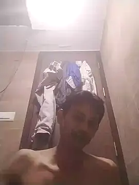 jenilmax online show from February 5, 2025, 1:54 pm