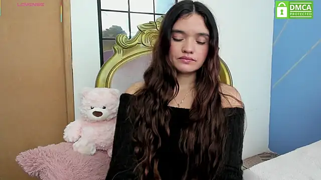 Snapshot of DannaMishellx_ chatting on March 3, 2026, 3:52 pm DannaMishellx online show from March 3, 2026, 3:52 pm