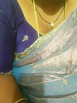 Snapshot of Telugu-mirchi chatting on July 23, 2026, 6:26 pm Telugu-mirchi online show from July 23, 2026, 6:26 pm
