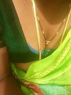 Snapshot of Telugu-mirchi chatting on August 7, 2026, 6:25 pm Telugu-mirchi online show from August 7, 2026, 6:25 pm