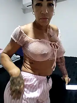 Snapshot of Alison_fitness chatting on December 4, 2025, 11:20 am Alison fitness online show from December 4, 2025, 11:20 am