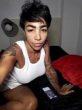 Snapshot of Alison_fitness chatting on March 21, 2025, 8:06 am Alison fitness online show from March 21, 2025, 8:06 am