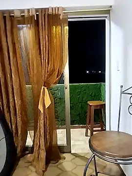 Snapshot of Alison_fitness chatting on November 8, 2025, 11:19 pm Alison fitness online show from November 8, 2025, 11:19 pm