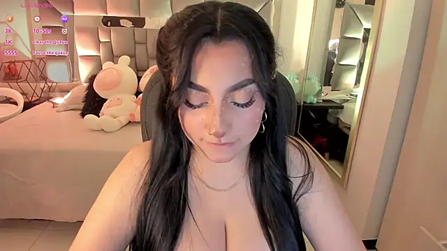 i akane online show from October 25, 2025, 1:56 pm