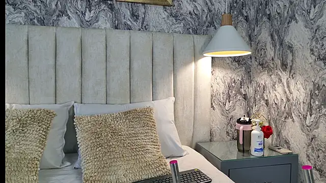 Snapshot of MeganCruzGB chatting on February 13, 2026, 11:32 am MeganCruzGB online show from February 13, 2026, 11:32 am