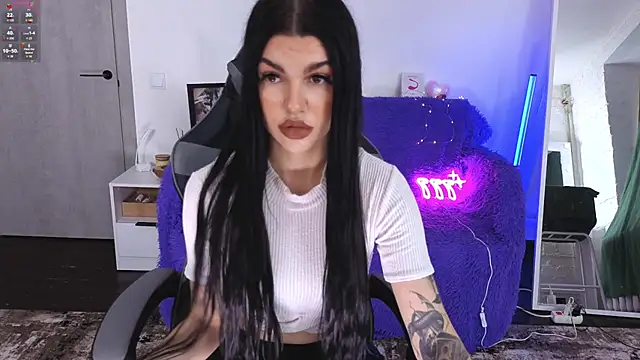 Snapshot of Tiffany_lab chatting on November 25, 2025, 1:00 pm Tiffany lab online show from November 25, 2025, 1:00 pm