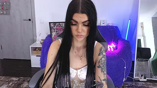 Snapshot of Tiffany_lab chatting on November 28, 2025, 2:28 pm Tiffany lab online show from November 28, 2025, 2:28 pm