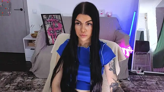 Snapshot of Tiffany_lab chatting on November 12, 2025, 10:19 am Tiffany lab online show from November 12, 2025, 10:19 am