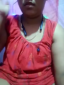 Snapshot of Super-Couple chatting on November 17, 2025, 7:07 pm Super-Couple online show from November 17, 2025, 7:07 pm