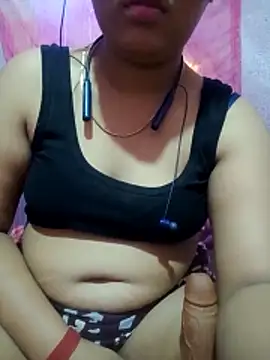 Snapshot of Super-Couple chatting on November 19, 2025, 10:10 pm Super-Couple online show from November 19, 2025, 10:10 pm