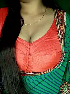 Snapshot of NOTY-LOVE-05 chatting on November 3, 2025, 9:02 am NOTY-LOVE-05 online show from November 3, 2025, 9:02 am