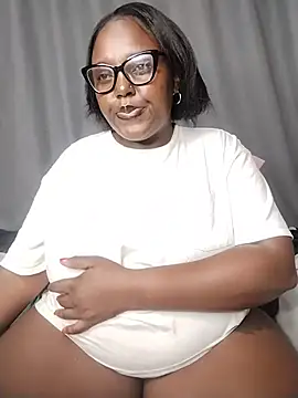 Snapshot of CHERRYYUMMY chatting on May 21, 2026, 2:53 am CHERRYYUMMY online show from May 21, 2026, 2:53 am