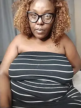 Snapshot of CHERRYYUMMY chatting on June 29, 2026, 2:28 pm CHERRYYUMMY online show from June 29, 2026, 2:28 pm