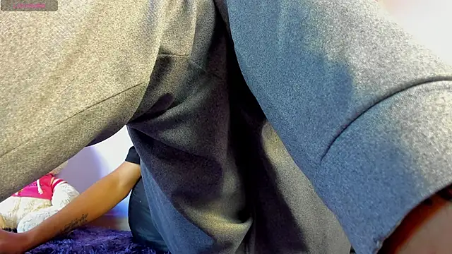 Snapshot of BIG_cockpether chatting on December 5, 2025, 1:32 pm BIG cockpether online show from December 5, 2025, 1:32 pm