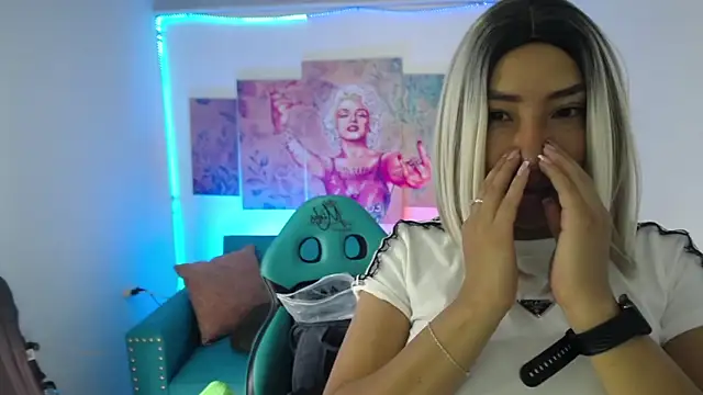 Sofi hot 4m online show from February 4, 2026, 1:39 pm