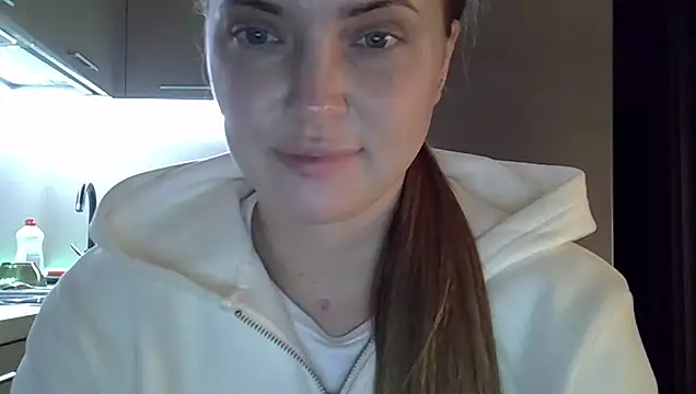 Snapshot of Lucky_Anna chatting on October 31, 2025, 6:15 pm Lucky Anna online show from October 31, 2025, 6:15 pm