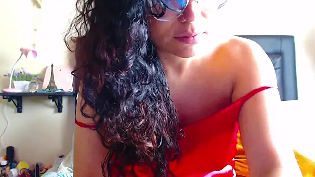 Lunavega1 online show from January 18, 2026, 4:54 pm