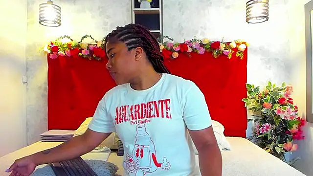 SilvannaFit online show from March 24, 2026, 11:43 am