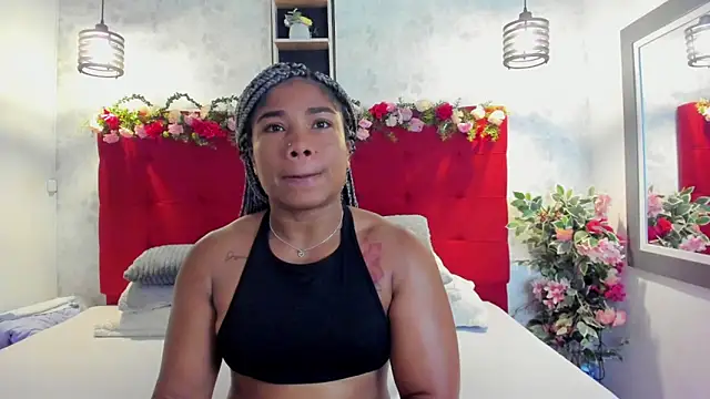 Snapshot of SilvannaFit chatting on June 30, 2026, 11:21 am SilvannaFit online show from June 30, 2026, 11:21 am