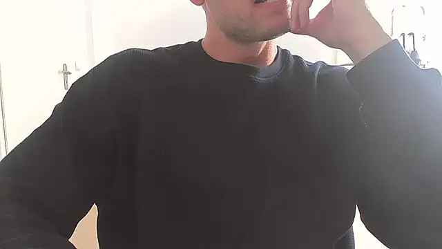 taallguyy 196 online show from September 10, 2025, 10:36 am