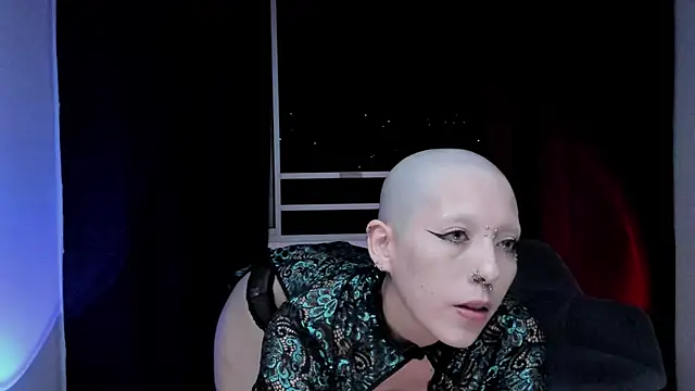 lnxmst online show from December 11, 2024, 12:44 am