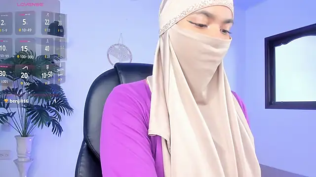 saray halam online show from October 13, 2025, 6:20 pm