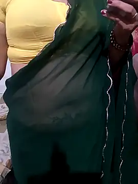 Snapshot of Sneha_gril chatting on November 5, 2025, 2:20 pm Sneha gril online show from November 5, 2025, 2:20 pm