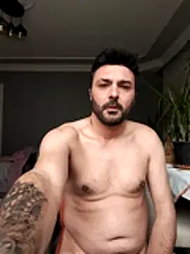 Snapshot of hot_man_eray chatting on April 14, 2026, 11:26 am hot man eray online show from April 14, 2026, 11:26 am