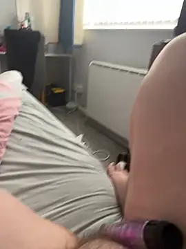 Snapshot of AmberTaylorXxx chatting on February 19, 2025, 11:28 am AmberTaylorXxx online show from February 19, 2025, 11:28 am