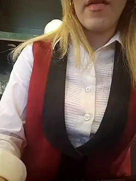 SUSELLAM1 online show from December 12, 2024, 1:17 pm