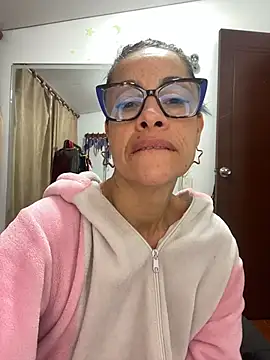 Snapshot of Goddess-Love- chatting on June 27, 2026, 9:15 am Goddess-Love- online show from June 27, 2026, 9:15 am