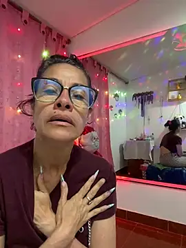 Goddess-Love- online show from December 4, 2025, 9:19 am