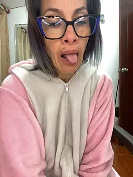 Snapshot of Goddess-Love- chatting on June 29, 2026, 10:15 am Goddess-Love- online show from June 29, 2026, 10:15 am