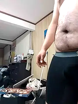 Snapshot of RobbyThrobb chatting on February 6, 2025, 11:09 am RobbyThrobb online show from February 6, 2025, 11:09 am