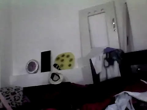 Snapshot of ariana_crazzy chatting on October 29, 2025, 9:25 pm ariana crazzy online show from October 29, 2025, 9:25 pm