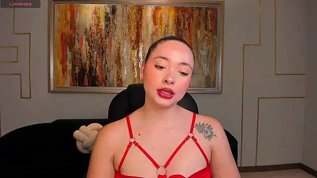 AlinaKravitz online show from November 12, 2025, 11:36 am