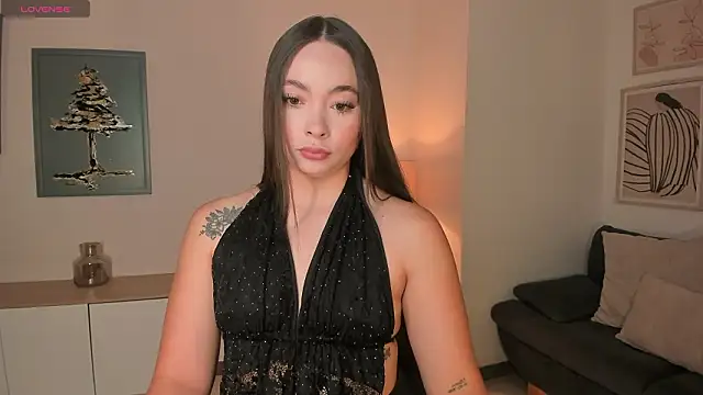 Snapshot of AlinaKravitz chatting on March 22, 2026, 12:18 pm AlinaKravitz online show from March 22, 2026, 12:18 pm